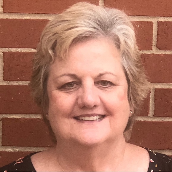 Meet your Posher, Suzan - Picture 1 of 1